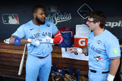 Davis Schneider's dad fires back at fan questioning Vladimir Guerrero Jr.'s identity