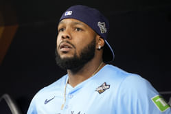 Blue Jays’ Vladimir Guerrero Jr. makes statement ahead of World Series Game 7, dons Marie-Philip Poulin’s game-worn jersey