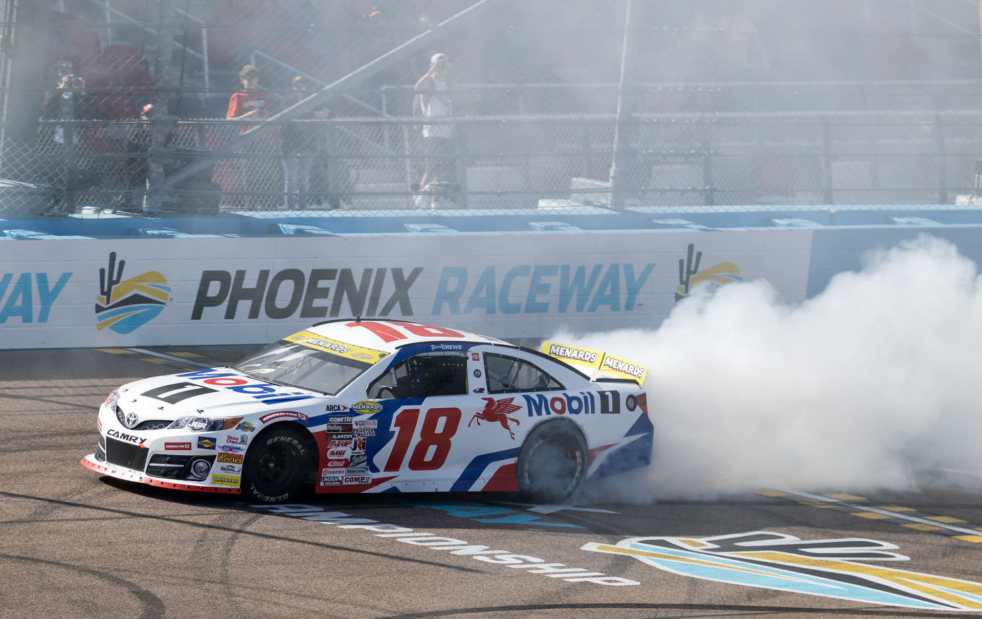 Brent Crews Domina em Phoenix e Garante Vitória Triunfal na ARCA Menards Series West!