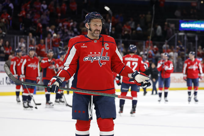 Alex Ovechkin addresses Jordan Binnington sneakily attempting to pocket special 900th NHL goal puck