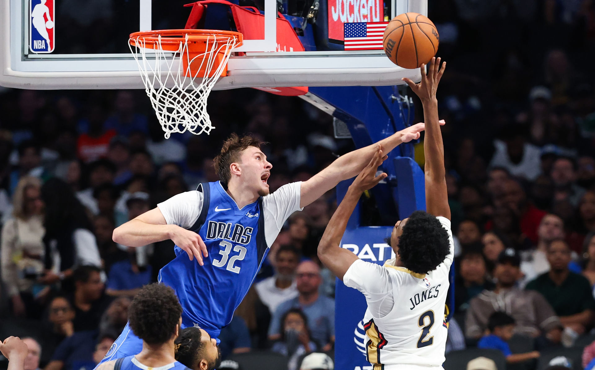 Cooper Flagg (L) in action against the Pelicans on Wednesday (Image Source: IMAGN)