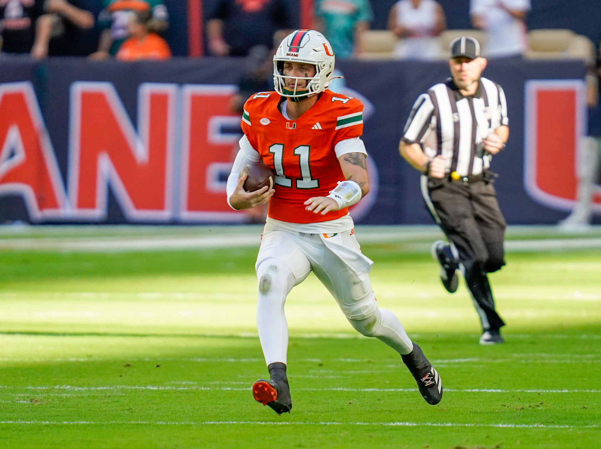 NCAA Football: Miami Hurricanes QB Carson Beck - Source: Imagn