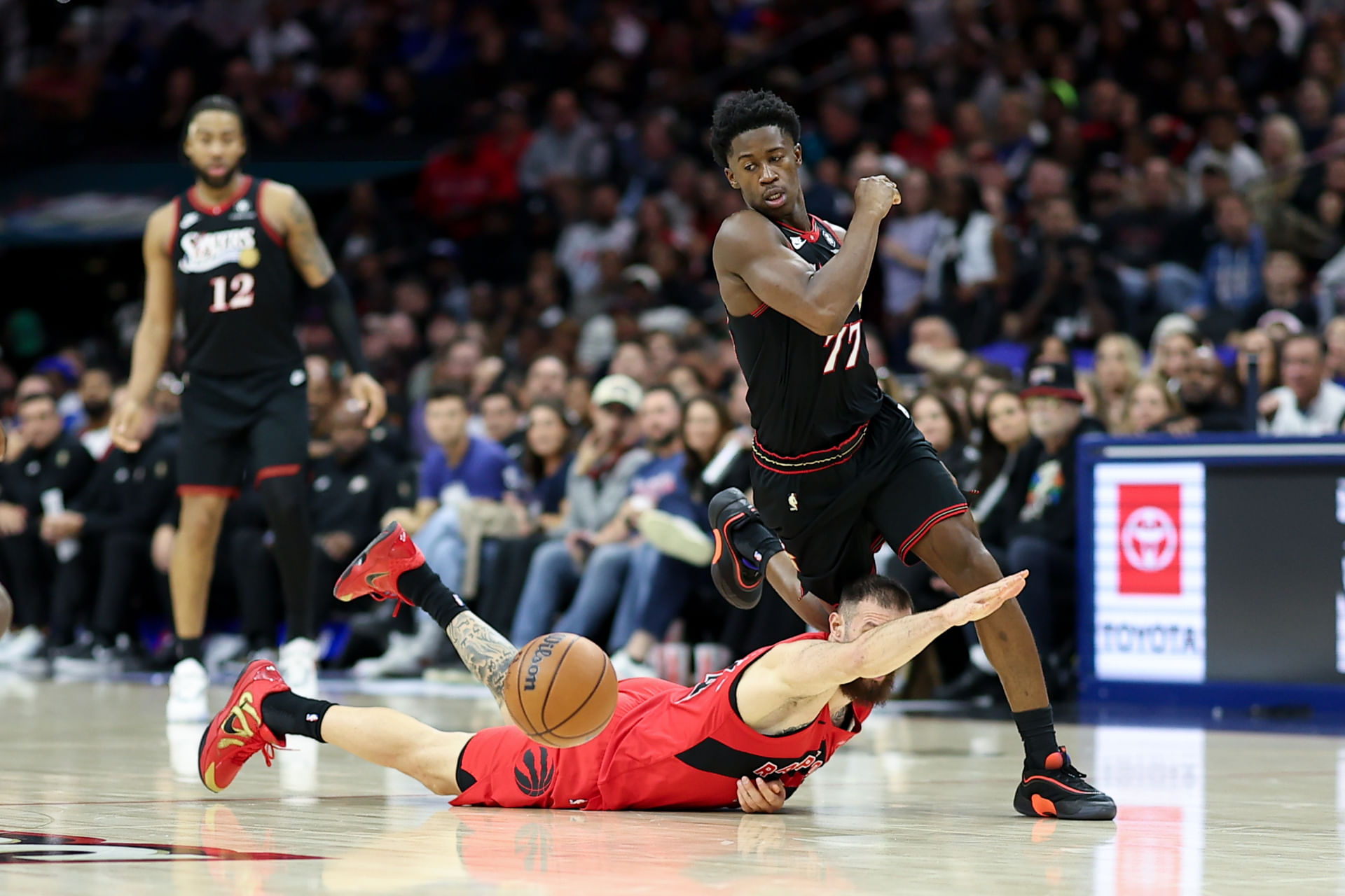 VJ Edgecombe #77 in action during Toronto Raptors at Philadelphia 76ers (Image Source: Imagn)
