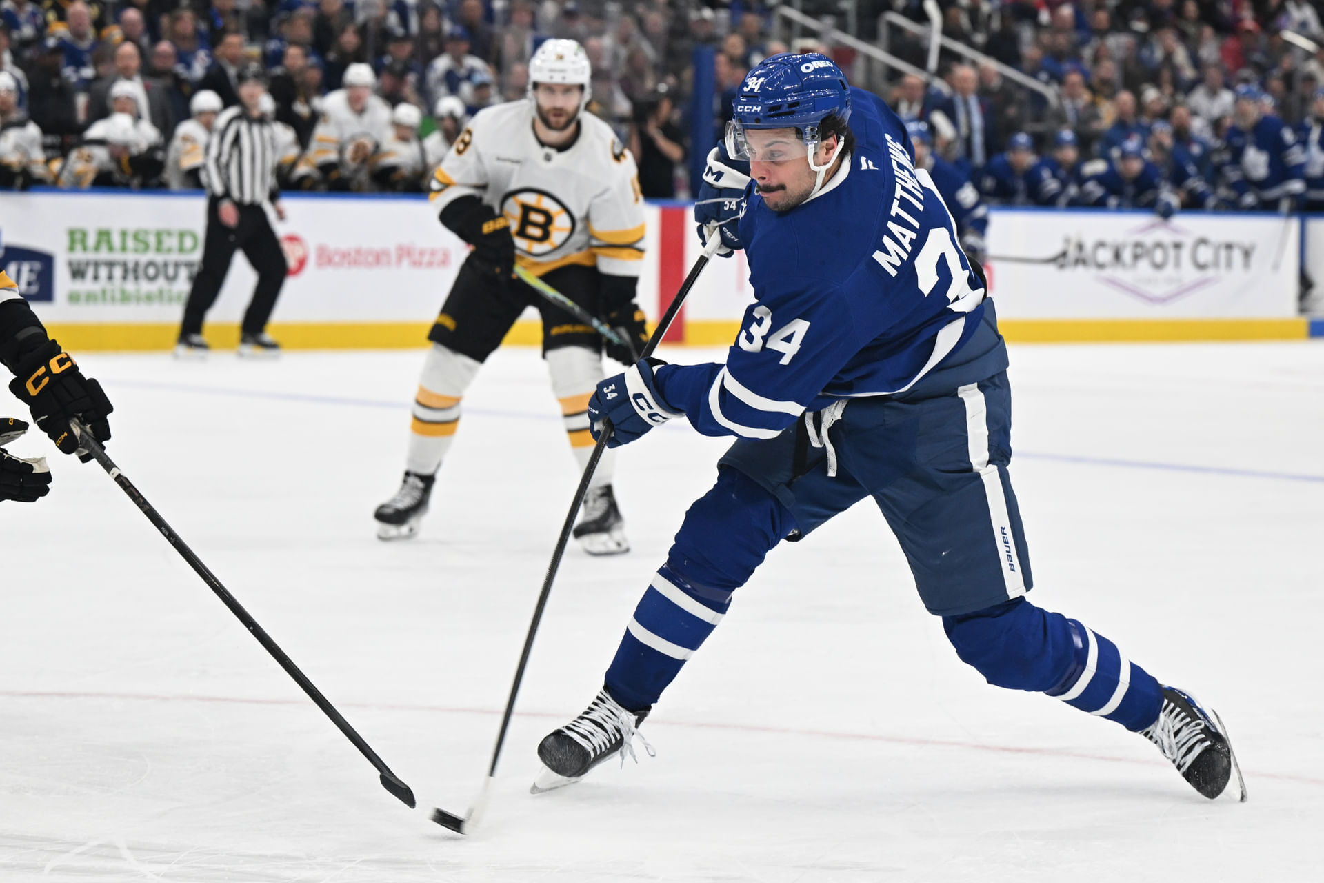 NHL: Boston Bruins at Toronto Maple Leafs - Source: Imagn