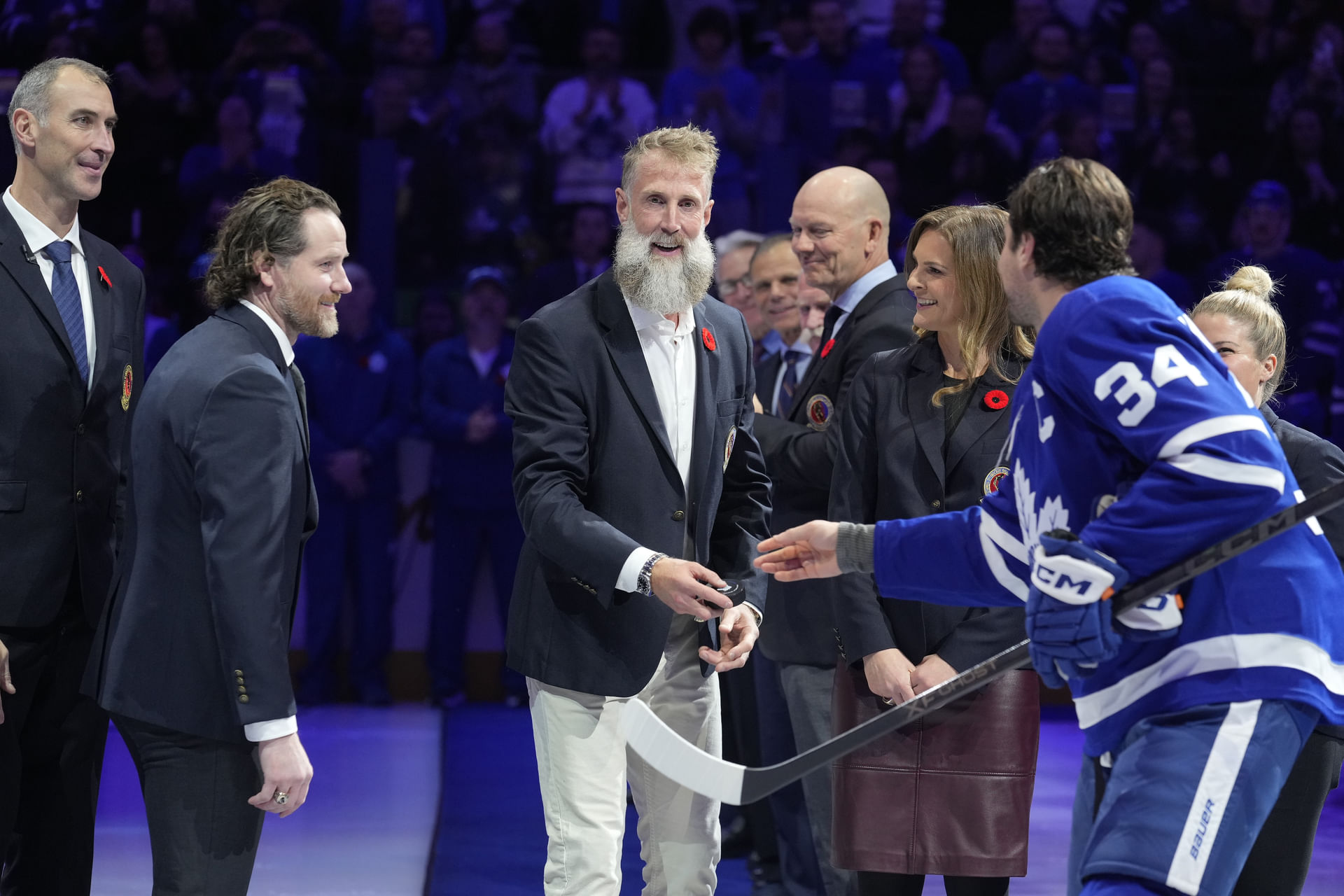 NHL: Carolina Hurricanes at Toronto Maple Leafs - Source: Imagn