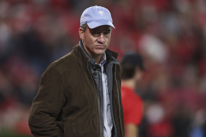 Peyton Manning turns heads in Athens to watch nephew Arch Manning take on Kirby Smart's Georgia in high-octane SEC showdown