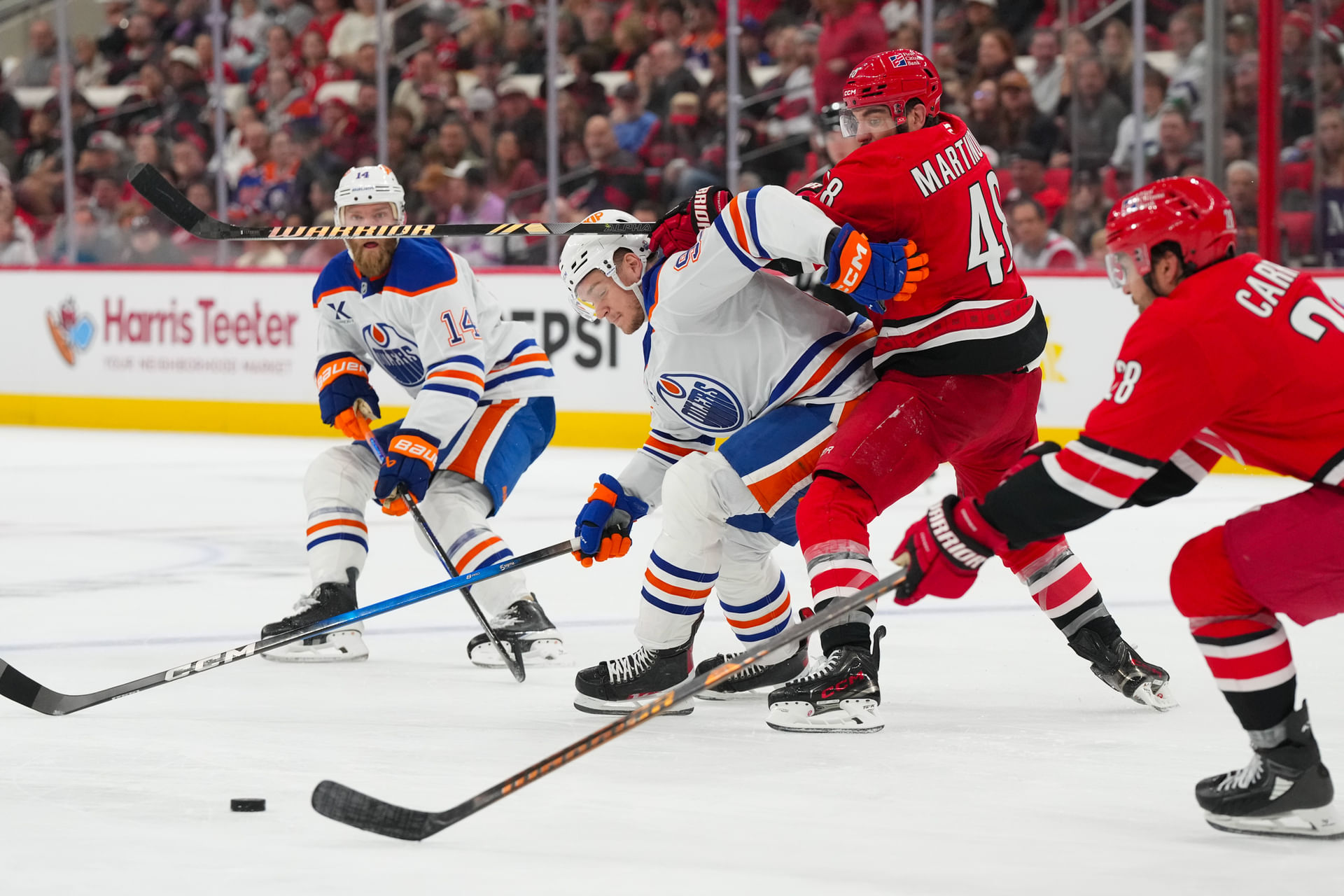 NHL: Edmonton Oilers at Carolina Hurricanes - Source: Imagn