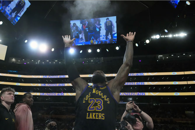 5 Massive Takeaways as LeBron James' Blockbuster Return Fuels Lakers' Comeback Win