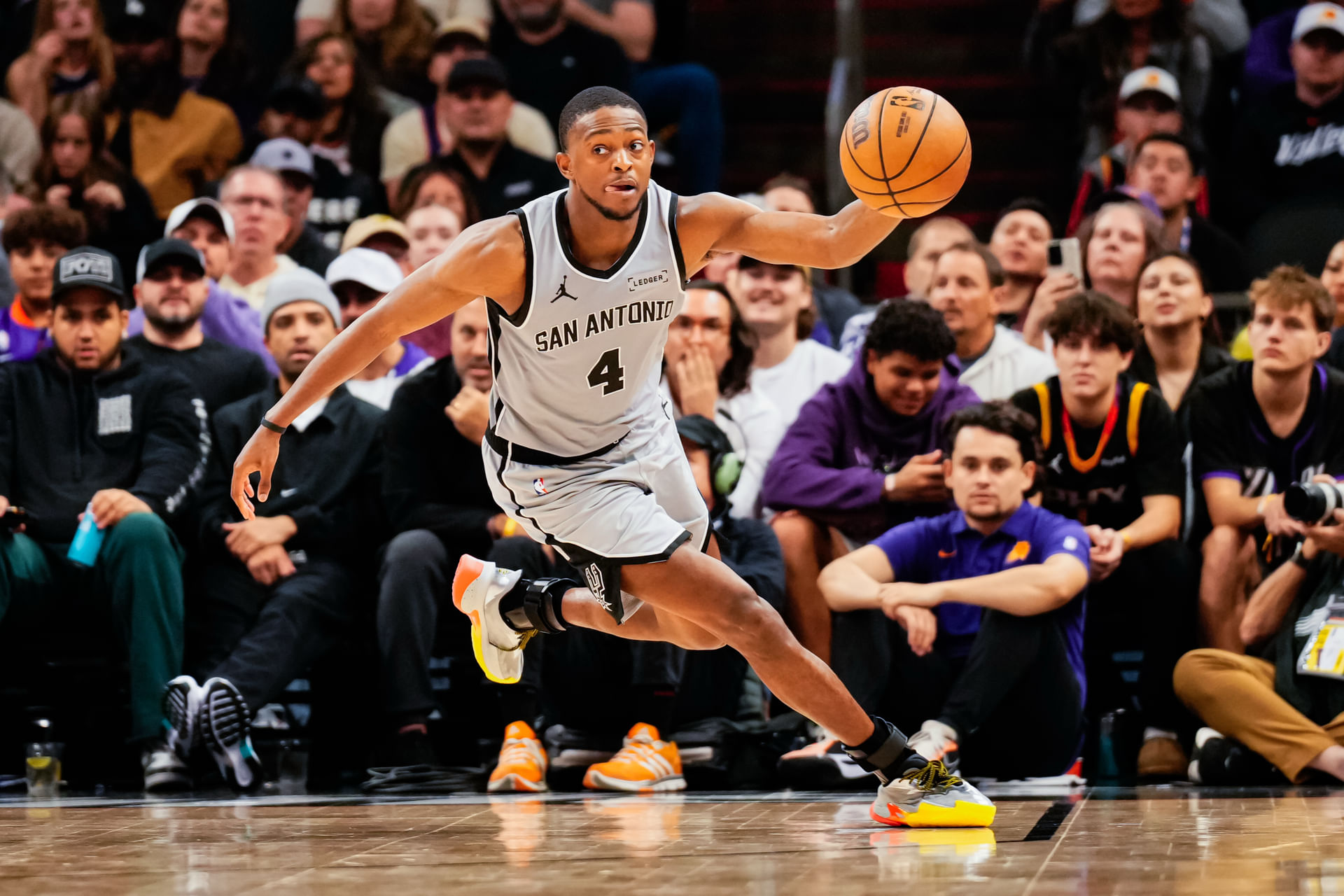 De&#039;Aaron Fox of the San Antonio Spurs. (Photo: IMAGN)