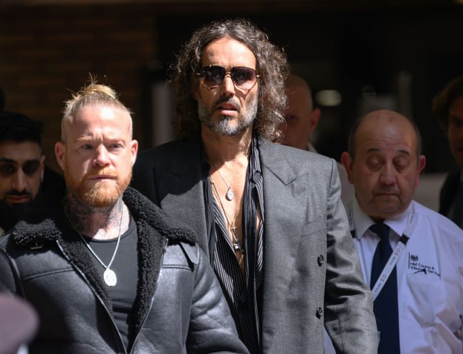 "He is actually doing devil worship": Russell Brand reacts to viral clip connecting '67' with Skrilla & alleged "demonic worship"