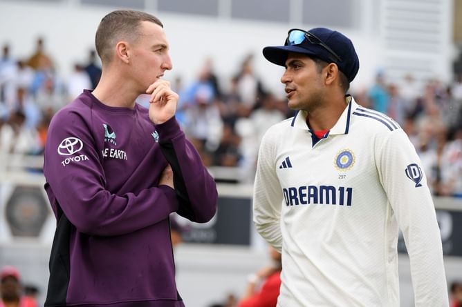 "How can you give singles so easily?" - Aakash Chopra criticizes Shubman Gill's captaincy on Day 4 of IND vs WI 2025 2nd Test