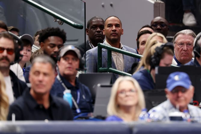 Nico Harrison Allegedly Booed Out of Dallas Bar as Crowd Turns Hostile