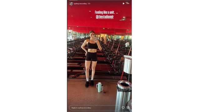 Sydney McConkey showed off her Pilates workout. (Photo via Sydney McConkey&#039;s Instagram Story)