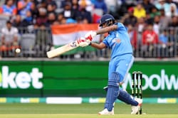 KL Rahul plays a stunning reverse scoop for 6 off Marco Jansen in IND vs SA 2025 1st ODI [Watch]