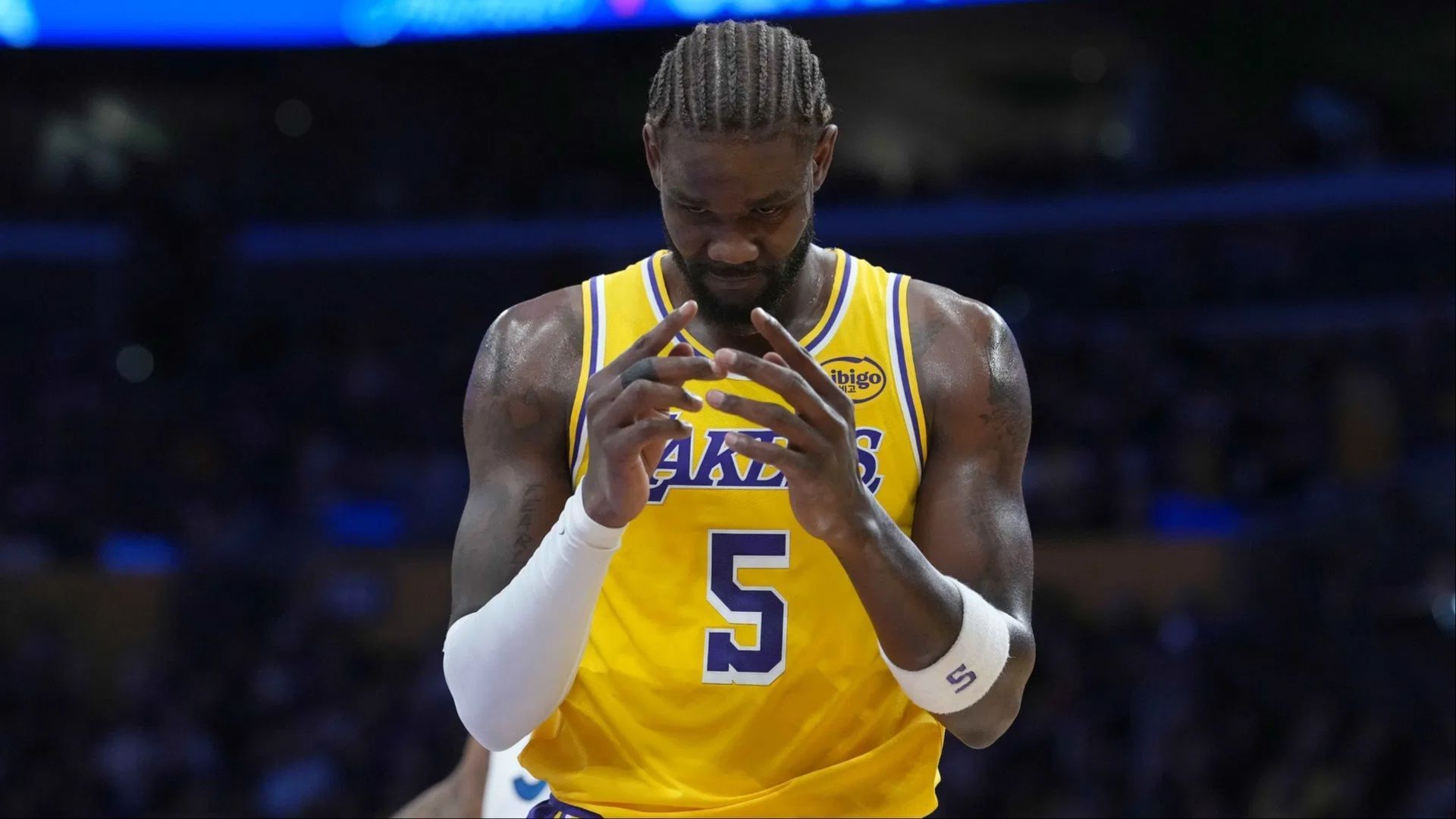 What Happened to Deandre Ayton? Lakers Center Dealt Major Injury Blow in Jazz Game