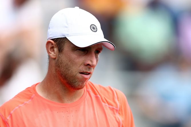 Controversy erupts as Tallon Griekspoor snubs Dutch foreign minister's appeal to pull out of controversial Russia exhibition for 'moral' reasons