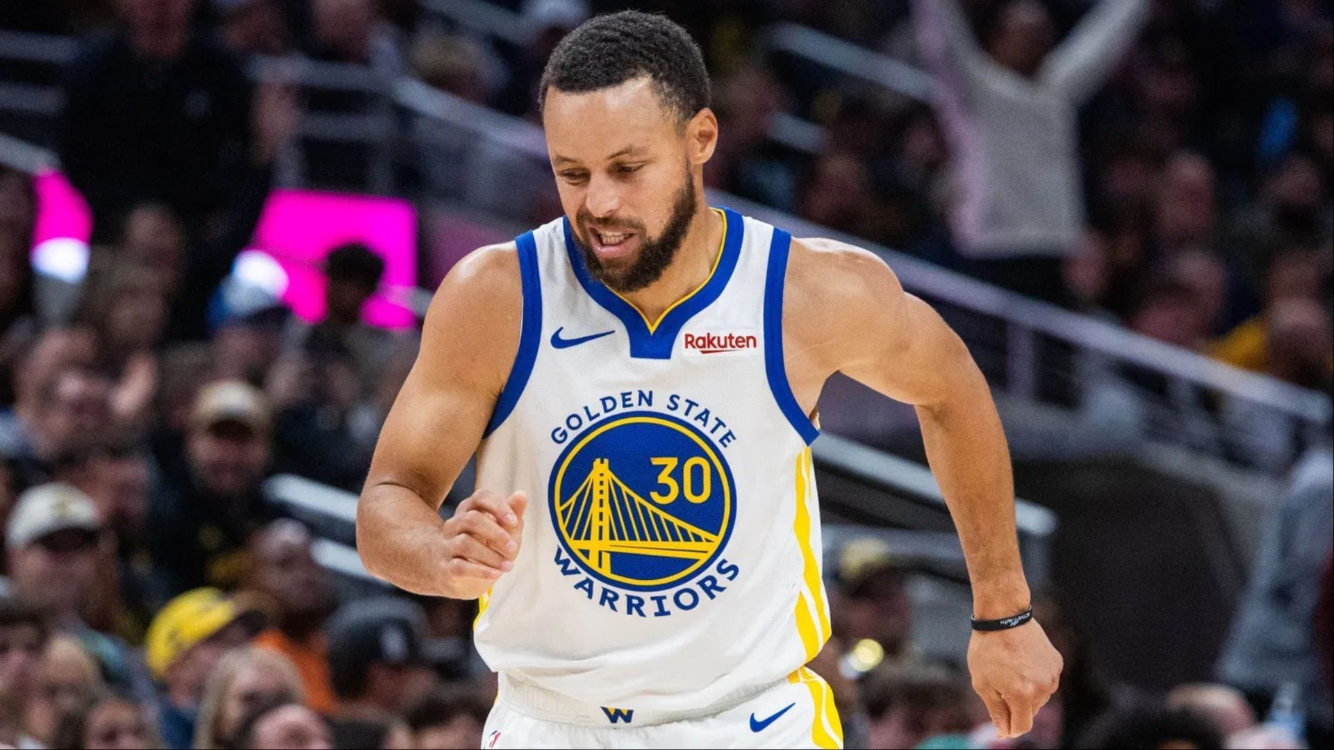 Steph Curry Bluntly Acknowledges Leadership Lapse as Warriors Falter Away from Home. (Photo: IMAGN)