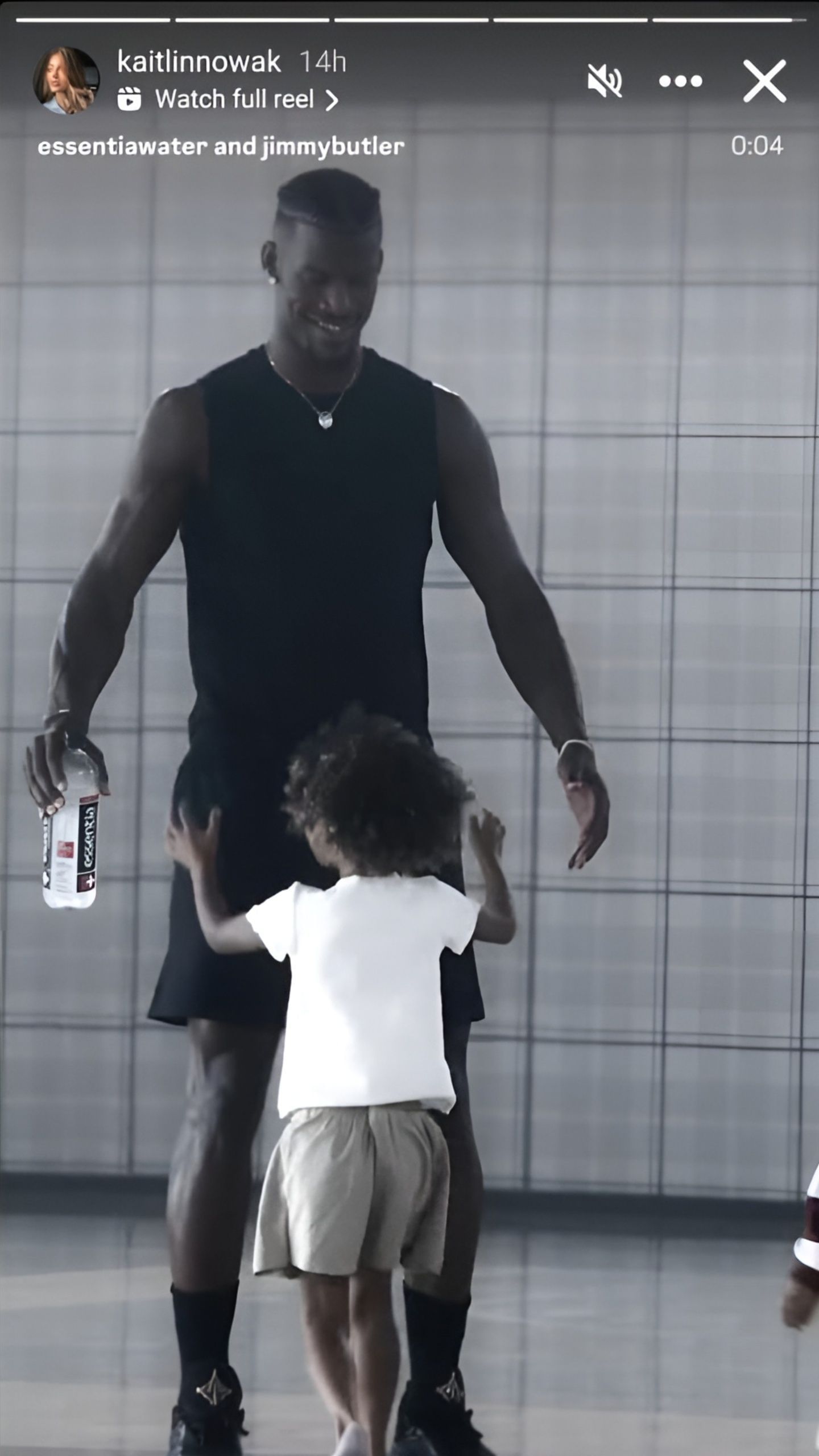 [Credit: IG/@kaitlinnowak]