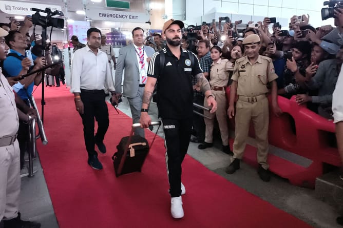 Virat Kohli walks out of Ranchi airport with former U19 teammate ahead of IND vs SA 2025 ODIs [Watch]