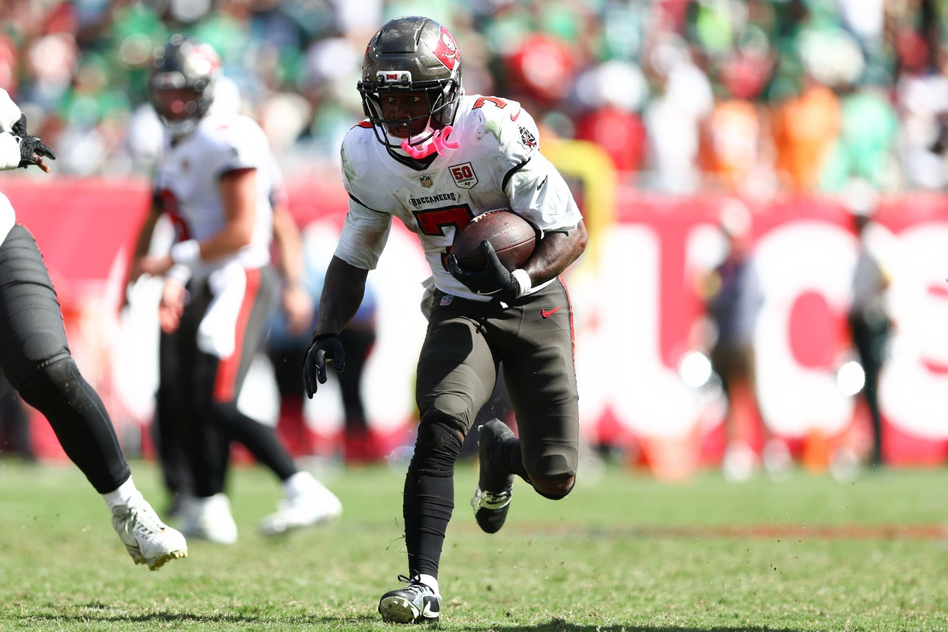 Tampa Bay Buccaneers RB Bucky Irving - NFL 2025 - Source: Getty