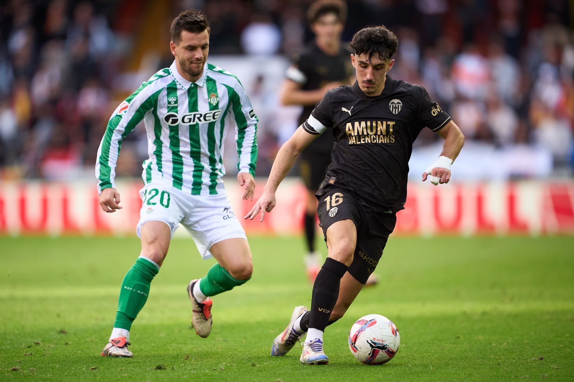 Valencia CF v Real Betis Balompie - La Liga EA Sports - Source: Getty