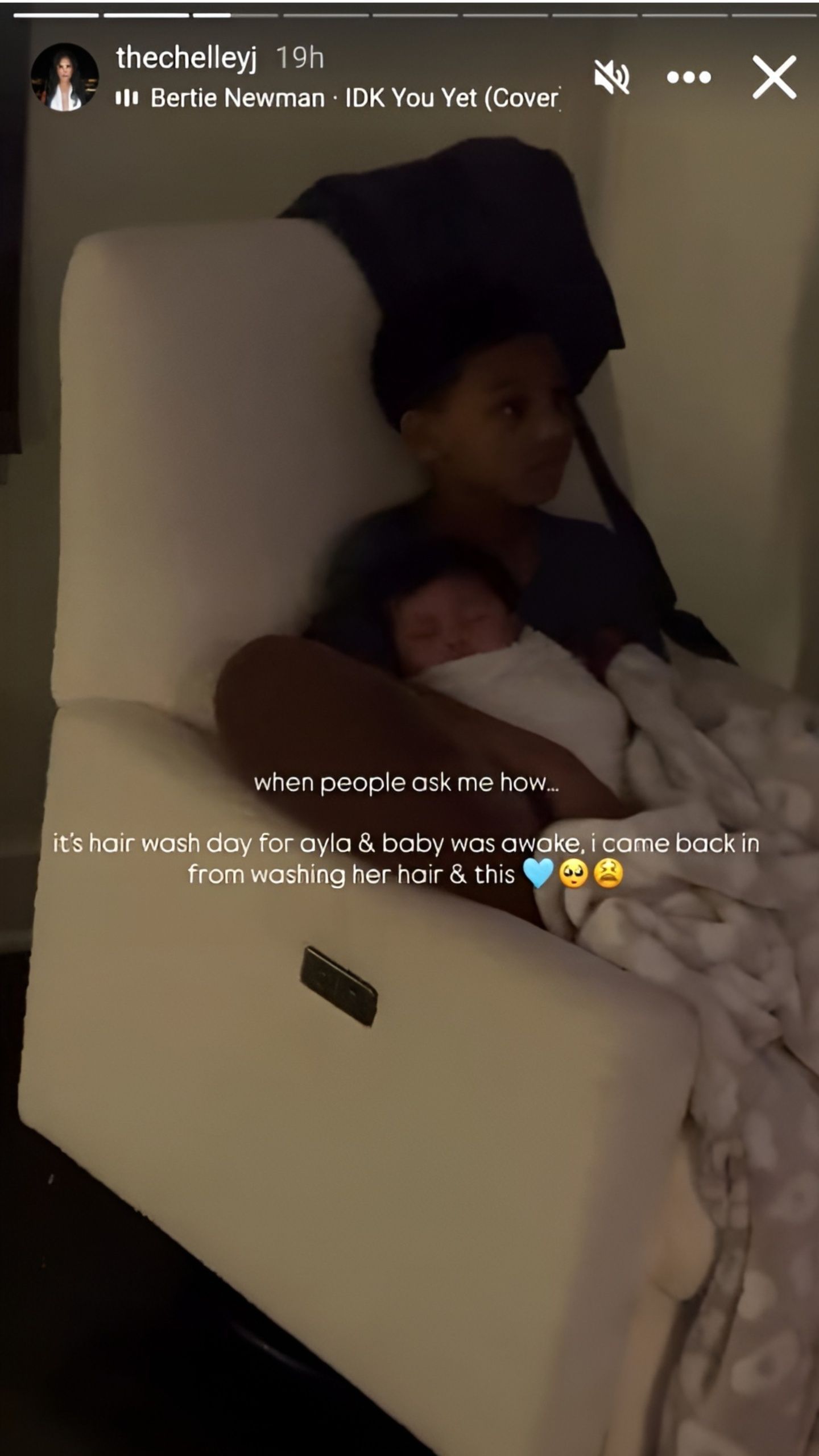 [Credit: IG/@thechelleyj]