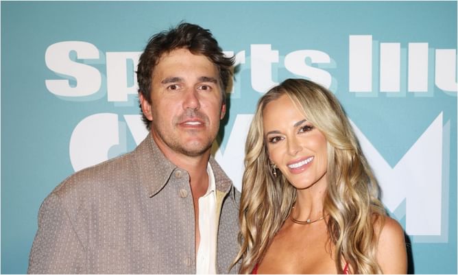 Jena Sims shows off the place Brooks Koepka proposed to her for the first time