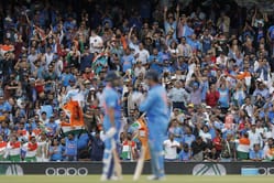 MS Dhoni personally drives Virat Kohli back from residence in Ranchi ahead of IND vs SA 2025 1st ODI [Watch]