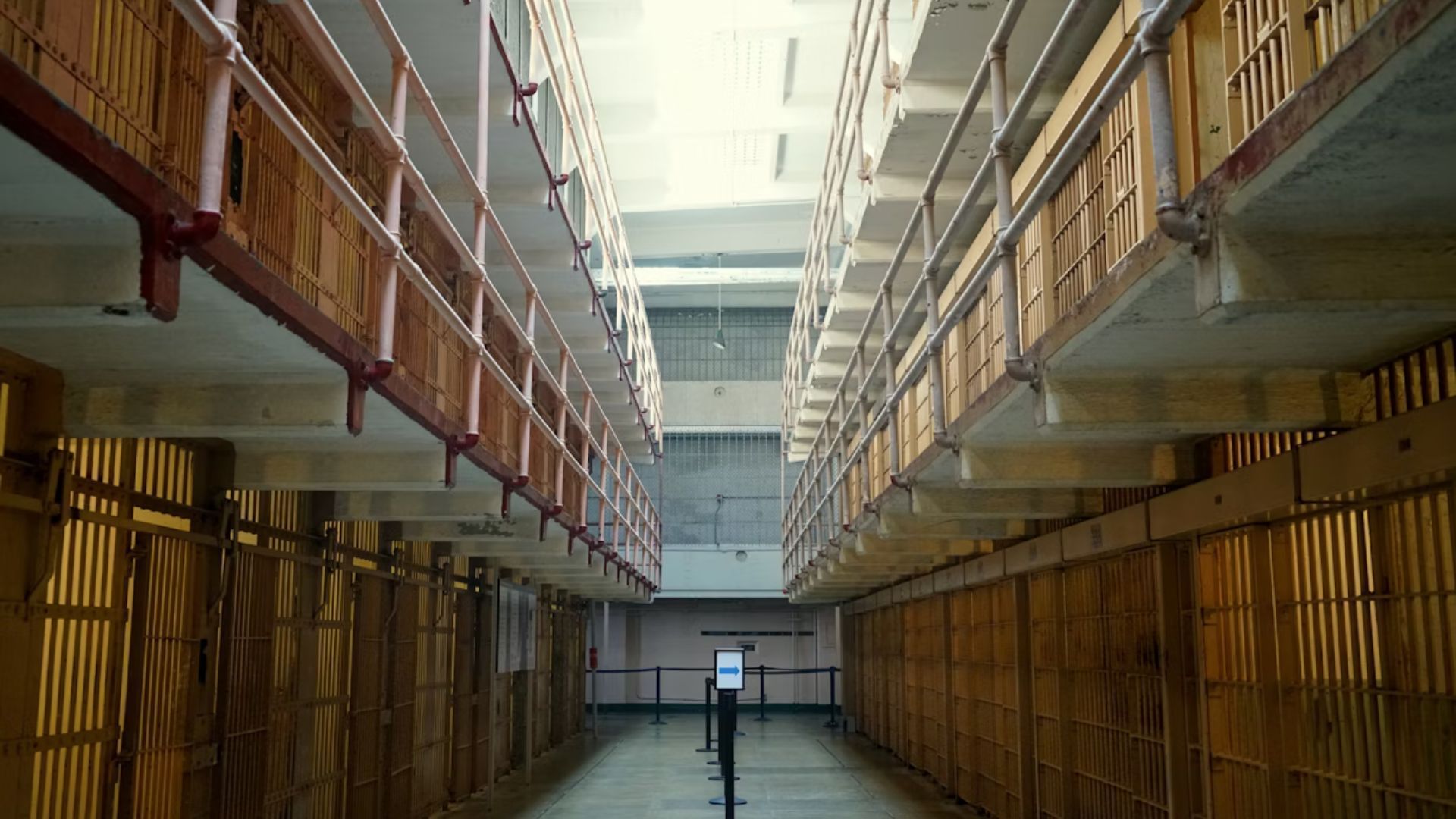 Nancy Crampton was sentenced to life in prison (Image via Unsplash/ @ Tim Photoguy)