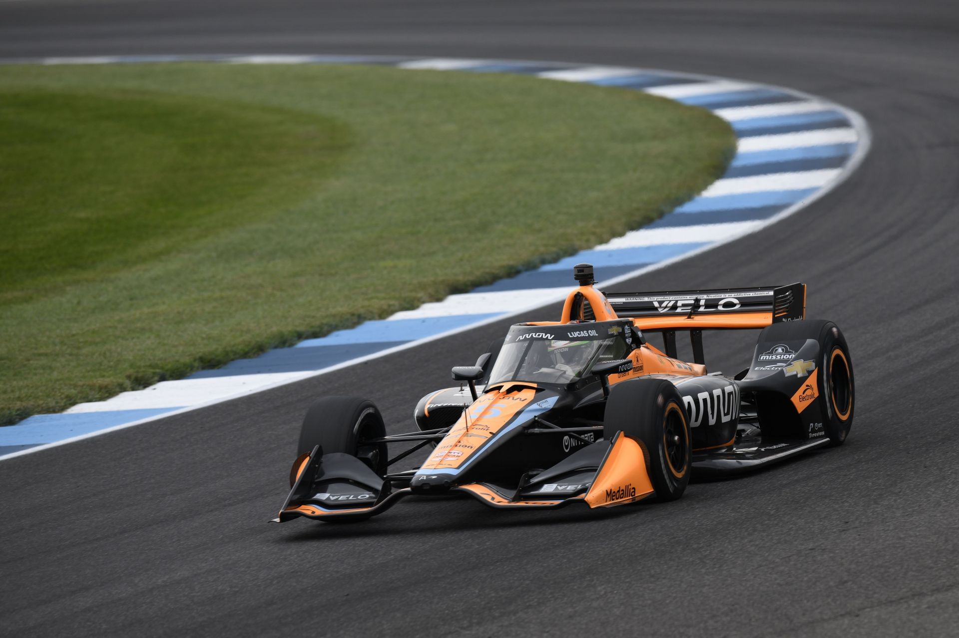 McLaren's IndyCar star reveals how they rely on F1 team's support without busting cost cap