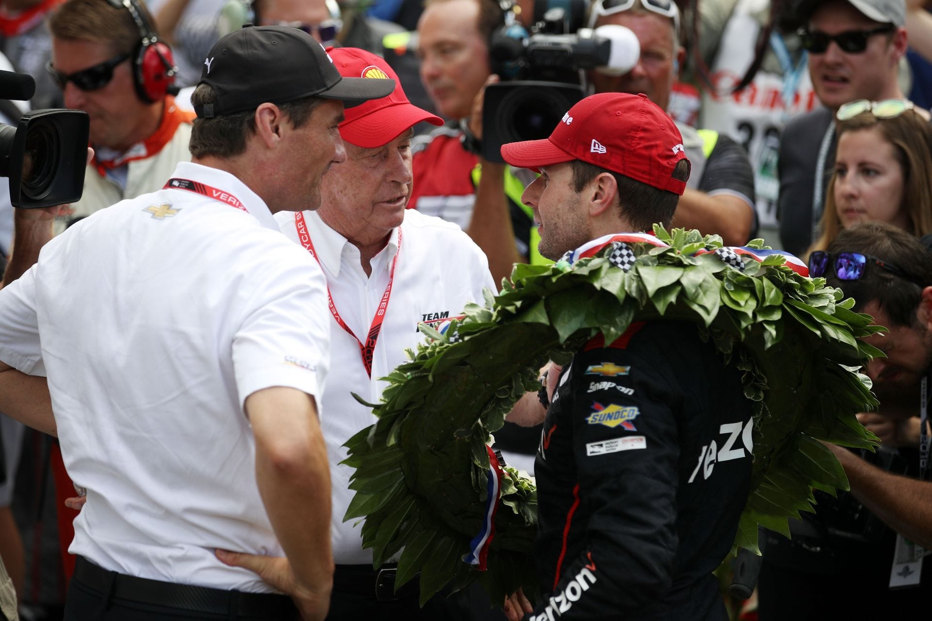 Will Power s Rogerom Penske a Timom Cindric na 102. behu Indianapolis 500 - Zdroj: Getty