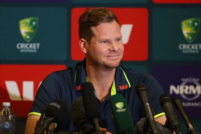 “Who all have seen Mastermind & Monty Panesar on that?” - Steve Smith’s brutal response to sandpaper comment ahead of 1st Test [Watch]