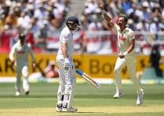 Joe Root bags 7-ball duck as Mitchell Starc continues to breathe fire on Day 1 of AUS vs ENG Ashes 2025-26 1st Test [Watch]