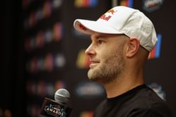 Shane van Gisbergen gives one-word reply after Kurt Busch praises his talent