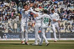 Yashasvi Jaiswal stands disappointed after soft dismissal to Marco Jansen in IND vs SA 2025 2nd Test [Watch]