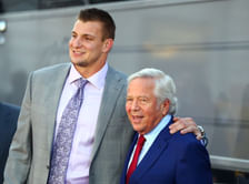 Patriots owner Robert Kraft offers Rob Gronkowski 2-day deal for surprise TNF comeback vs Jets