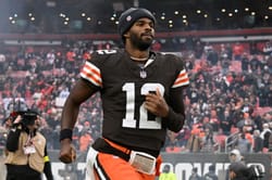 "NO WAY Shedeur Sanders can succeed against 49ers": NFL insider questions Kevin Stefanski over allegedly sabotaging rookie QB ahead of second start