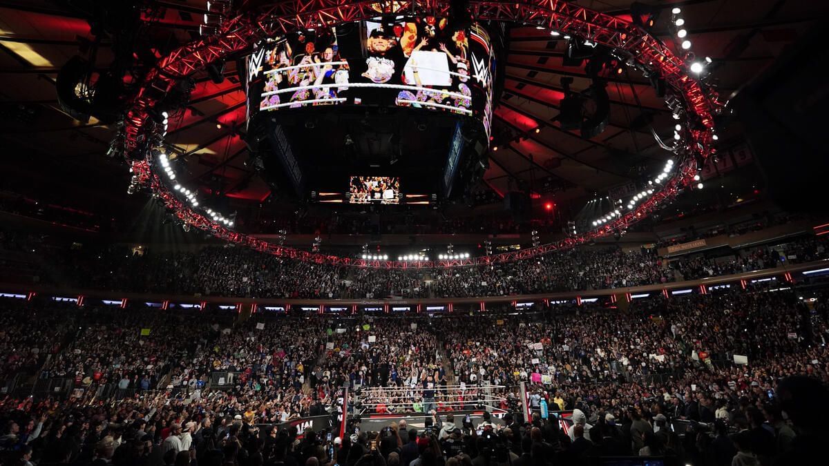 RAW arena pics! (Credits: WWE.Com)