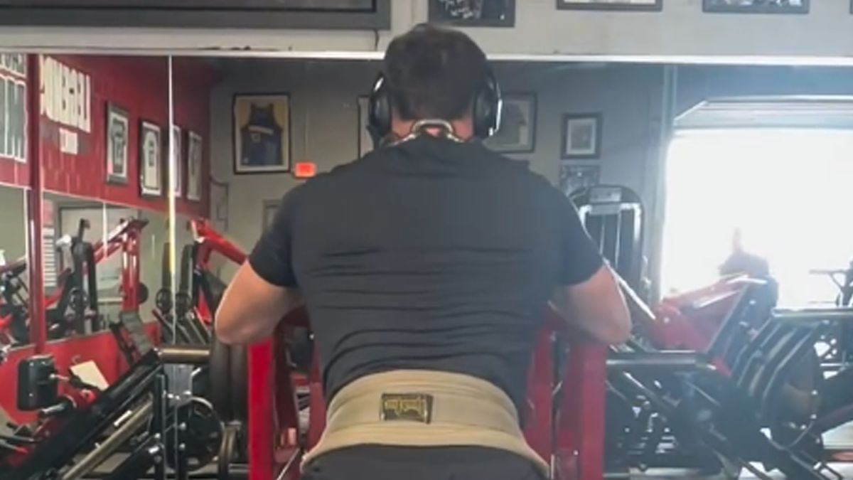 AEW star MJF working out in the gym (Image via MJF