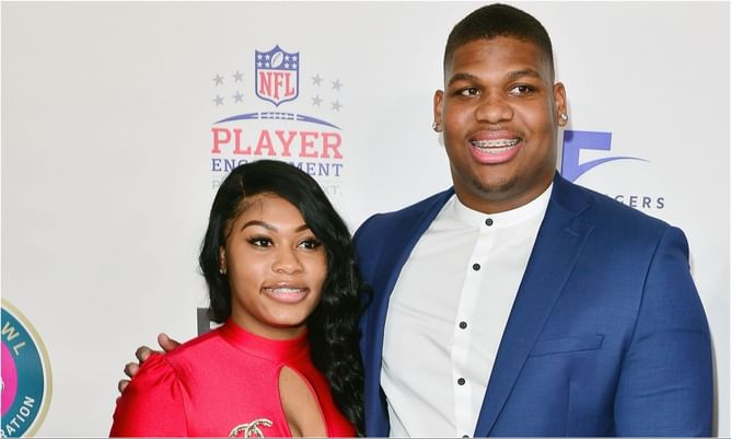 Quinnen Williams pens romantic note to his "sexy" wife Maranda on her 27th birthday hours after Cowboys thrash Eagles