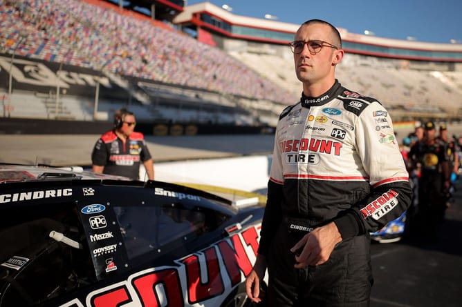 Austin Cindric’s Supercars debut ends in heartbreak after rival wipes him out