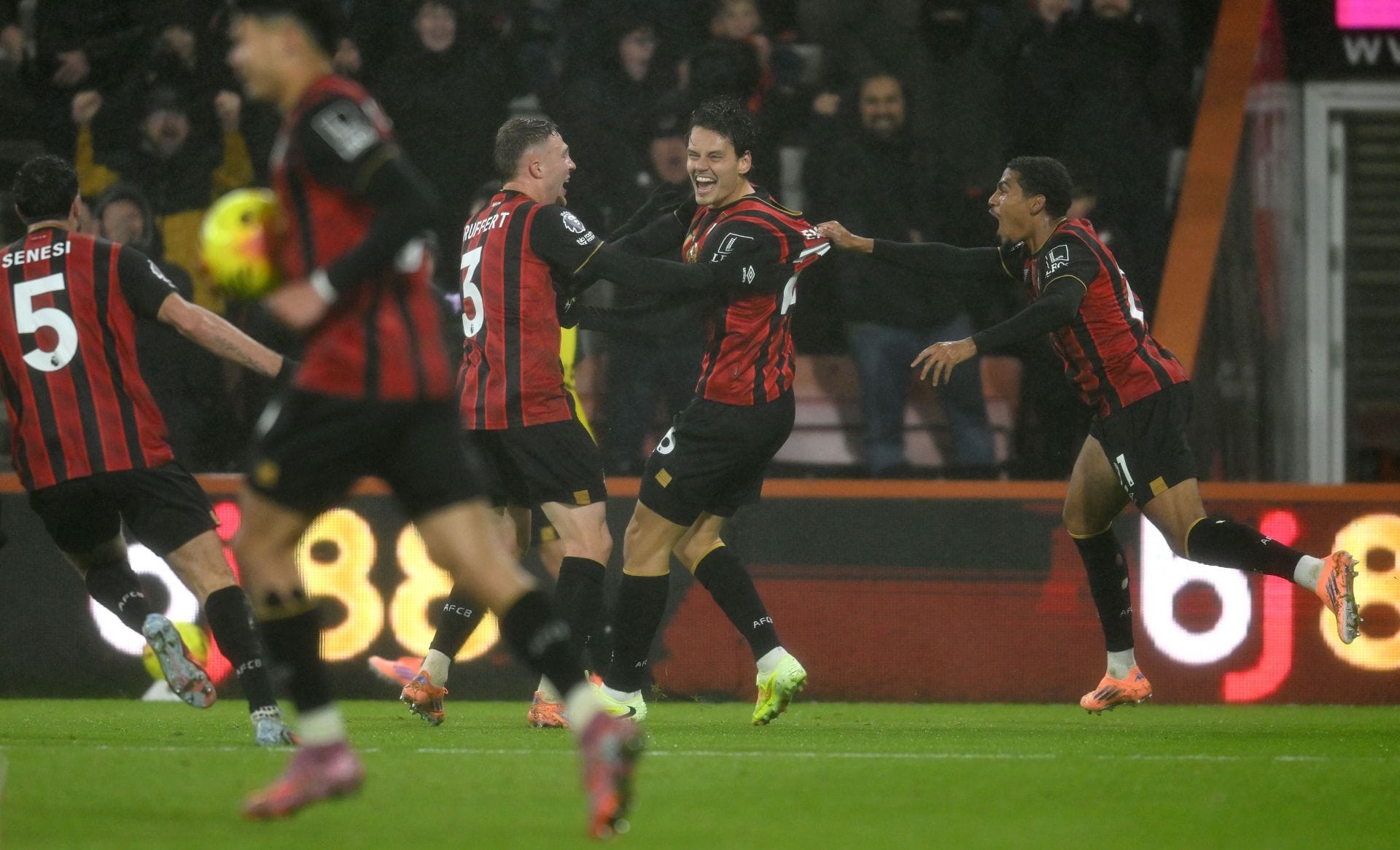 Bournemouth v West Ham United - Premier League - Source: Getty