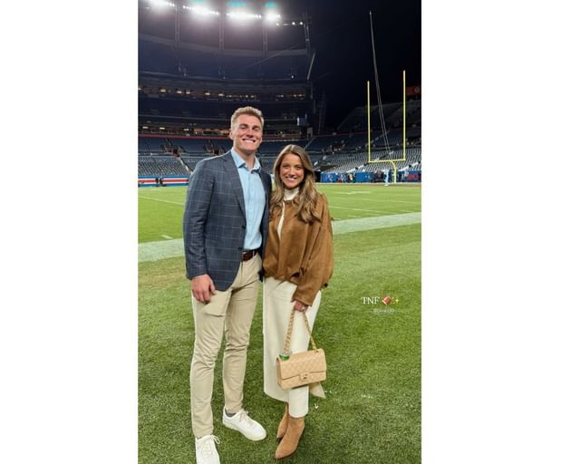 Bo Nix&rsquo;s wife Izzy Nix adds fall colours to classic old money outfit at Raiders vs. Broncos game [PHOTO] [IG/@izzysmokenix]