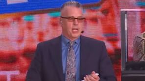 Michael Cole suddenly namedrops AEW veteran on WWE SmackDown