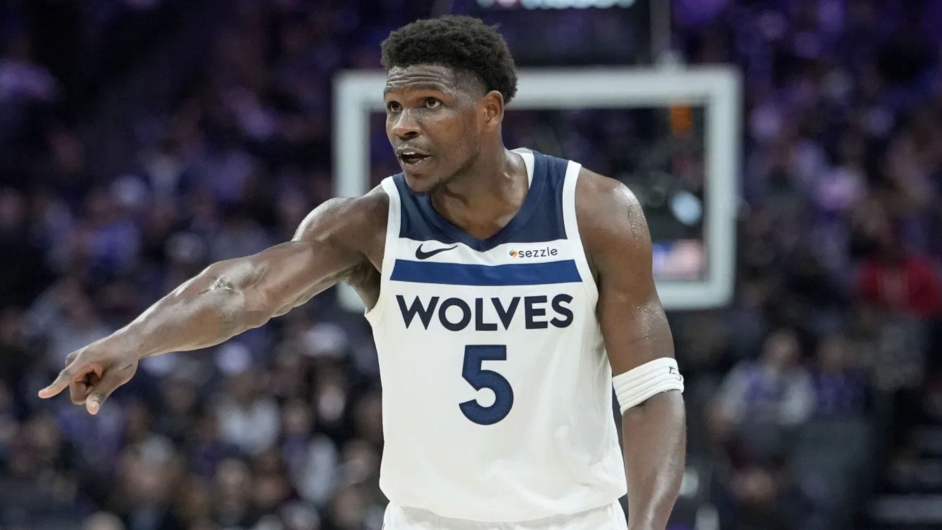NBA Insider Rings Alarm Bells for Anthony Edwards-led Wolves