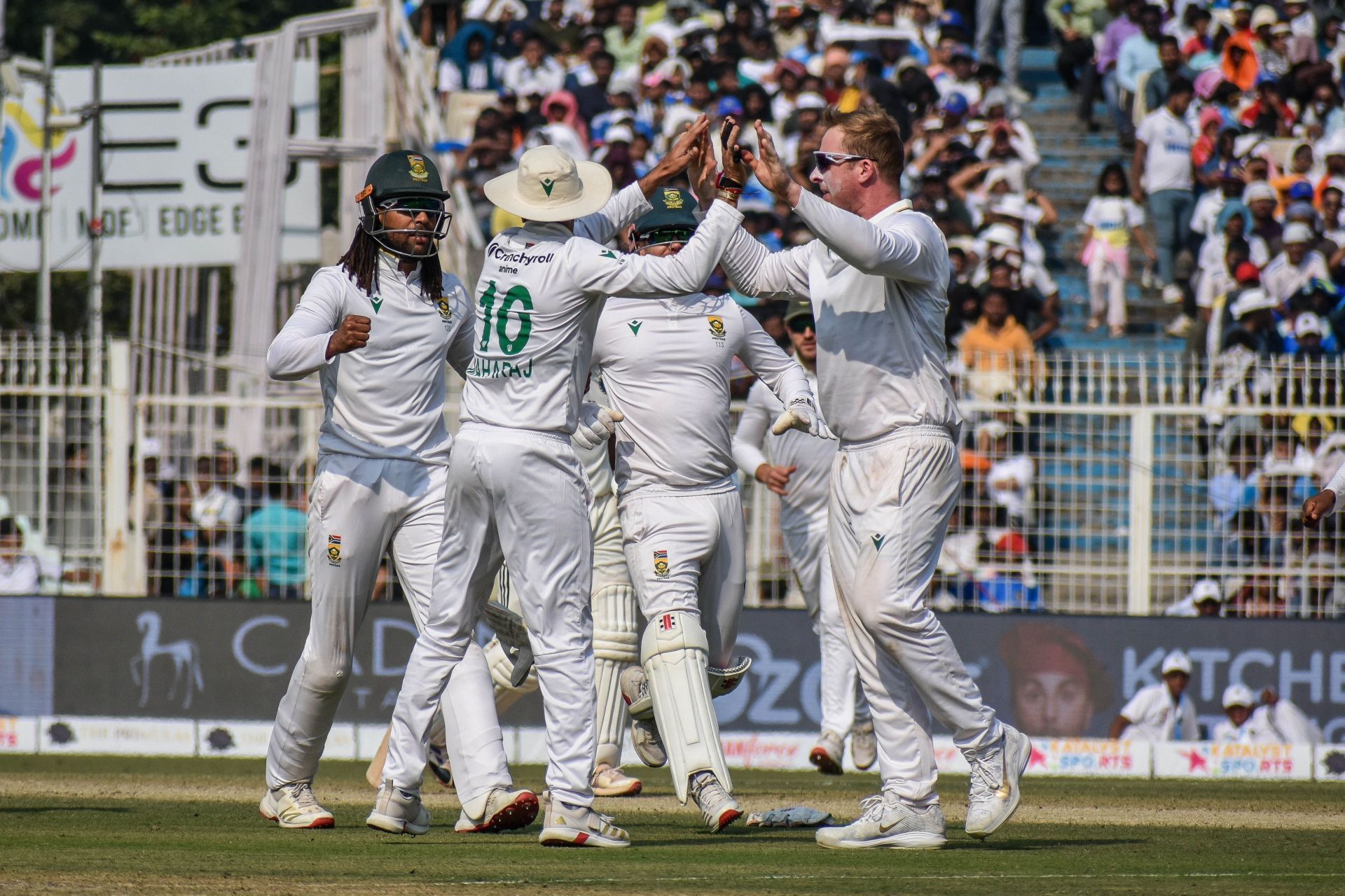 South Africa cricket team celebrate. (Credits: Getty)