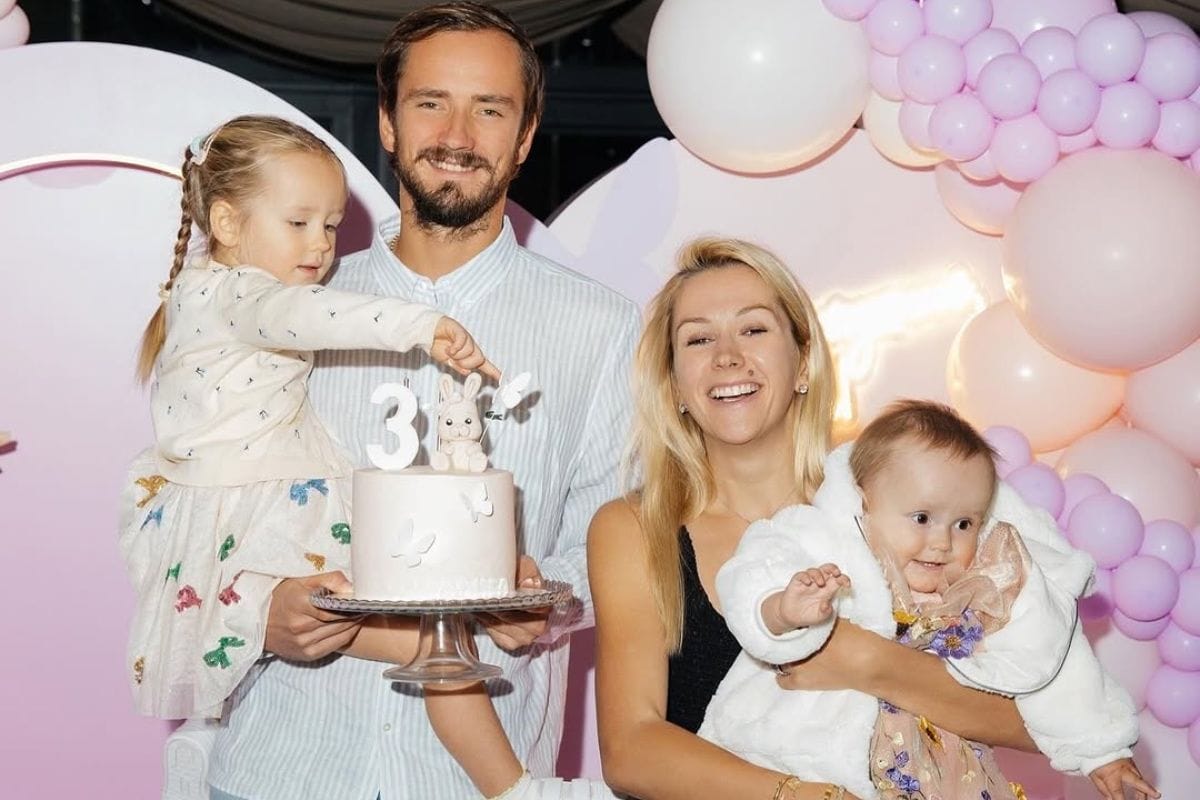 Daniil Medvedev, his wife,a nd his daughters - Source: Instagram