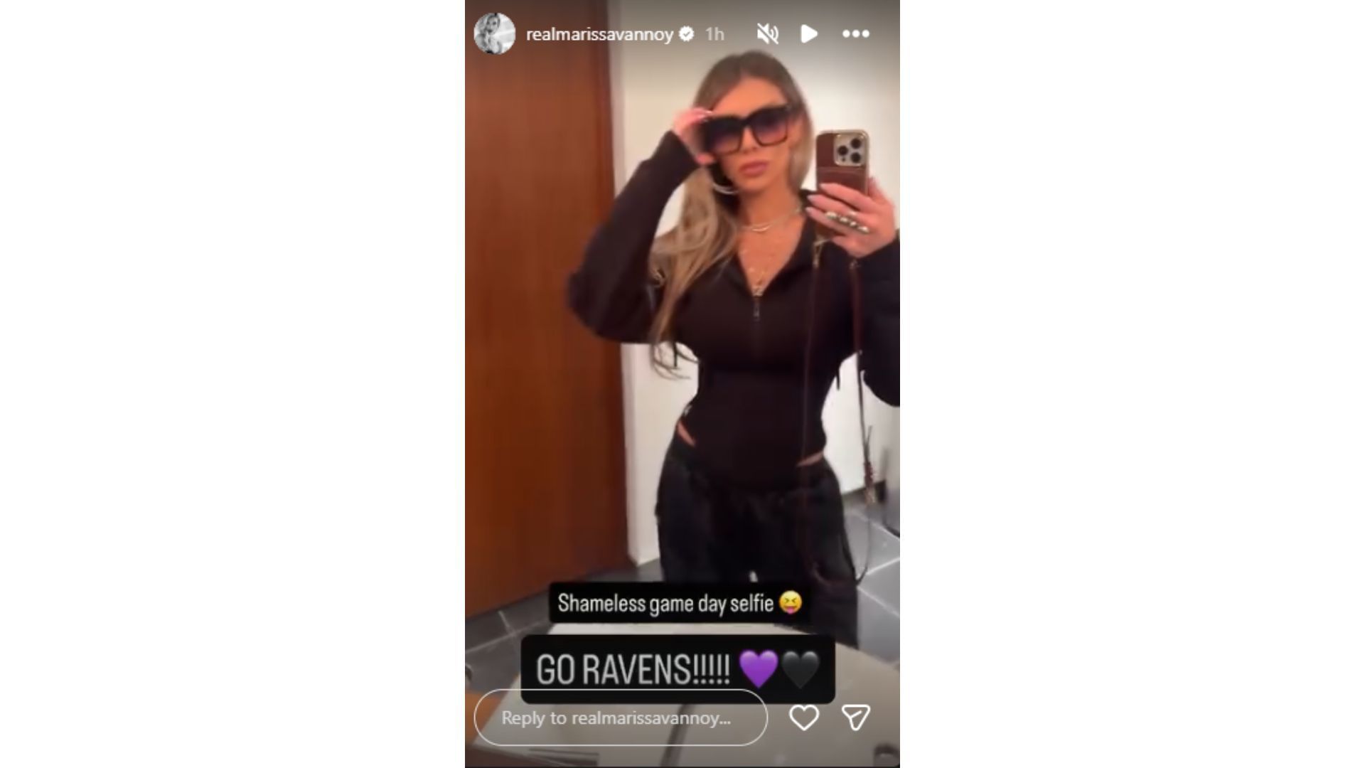 Marissa Van Noy showed off her gameday style ahead of the Ravens game. (Credit: @realmarissavannoy)