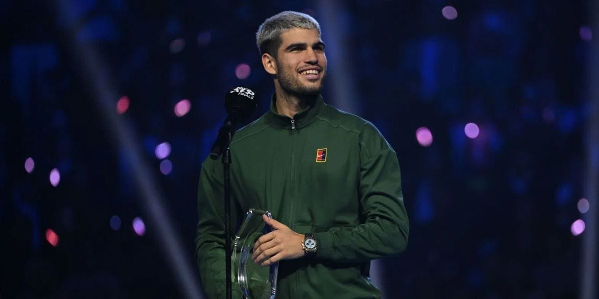 Carlos Alcaraz cheers Team Spain from afar at Davis Cup Finals (Source: Getty)