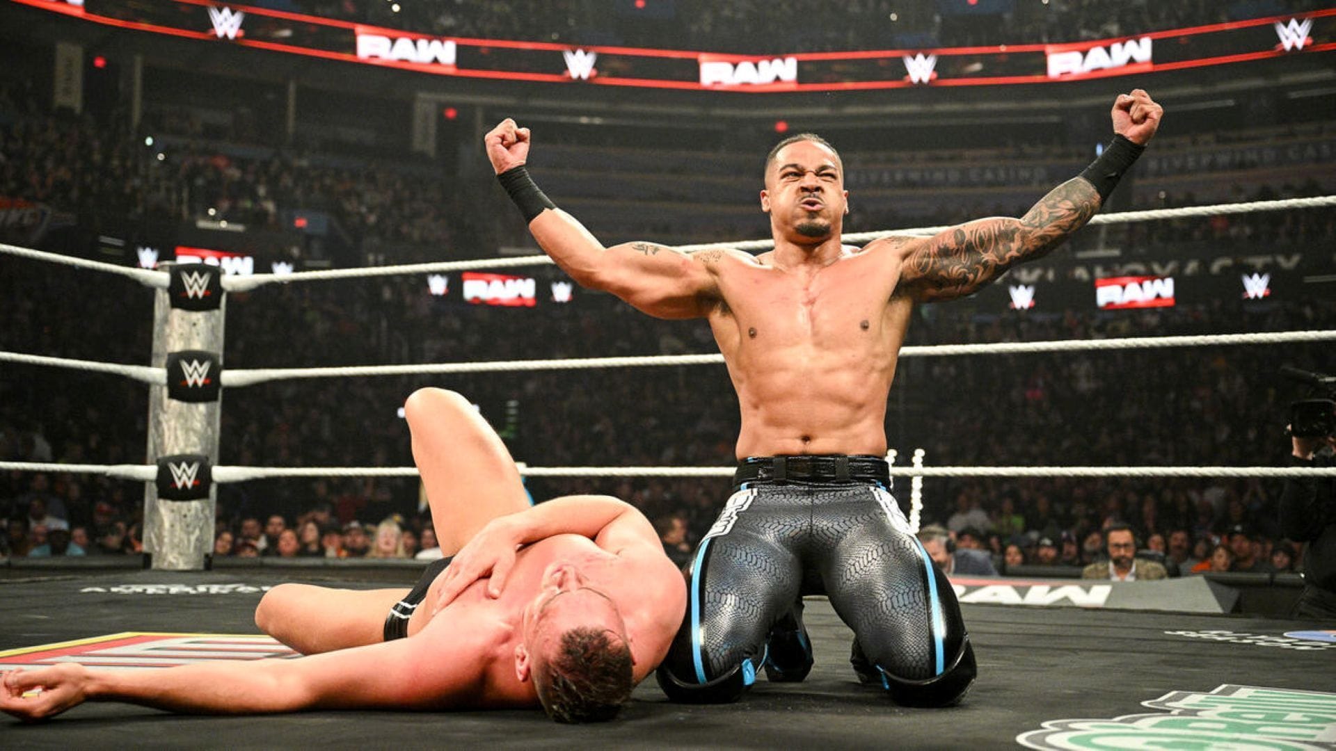Carmelo Hayes had a great showing against &lt;a href=&#039;https://www.sportskeeda.com/player/walter-hahn&#039; target=&#039;_blank&#039; rel=&#039;noopener noreferrer&#039;&gt;Gunther&lt;/a&gt; on RAW. (Image Credit: WWE.com).